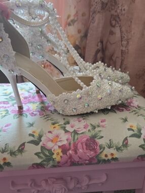 Embellished White Lace Pearl-and Crystal Trim Heels. Never Worn.